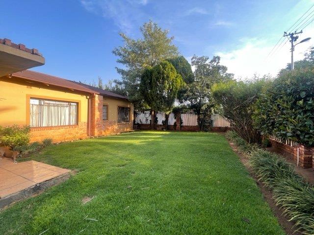 4 Bedroom Property for Sale in Potchefstroom Rural North West